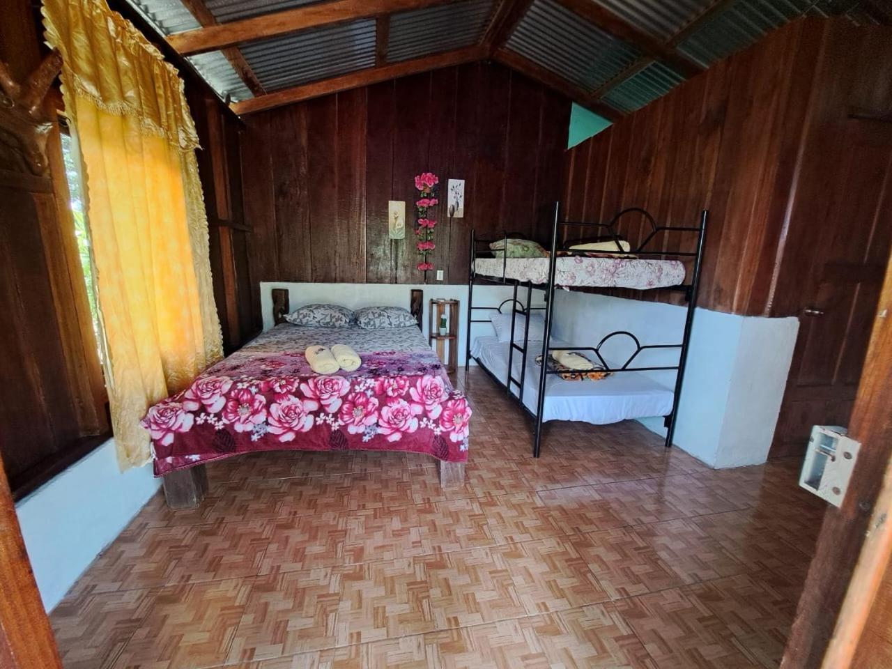 Bed and breakfast Posada Rio Celeste In Extérieur photo